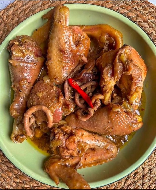 kienyeji Whole Chicken